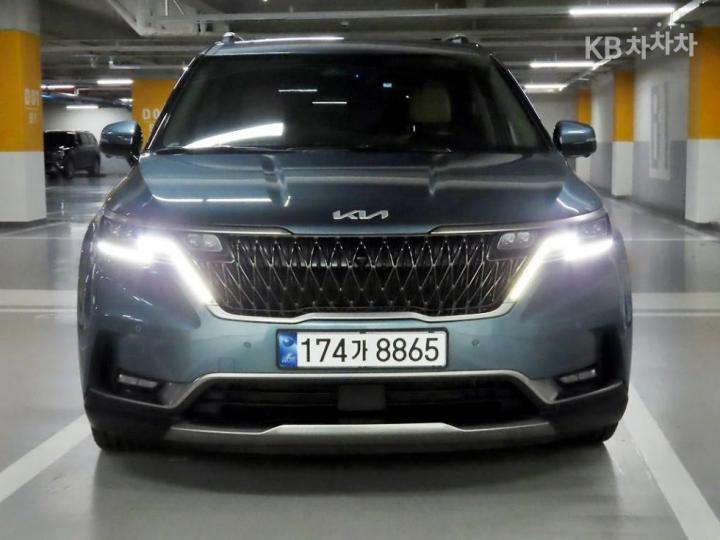 Kia Carnival G3.5 GDI Noblesse