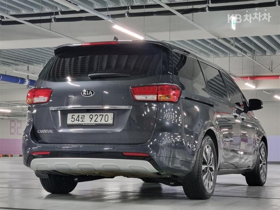 2015 - kia carnival