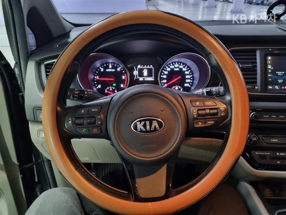 2015 - kia carnival