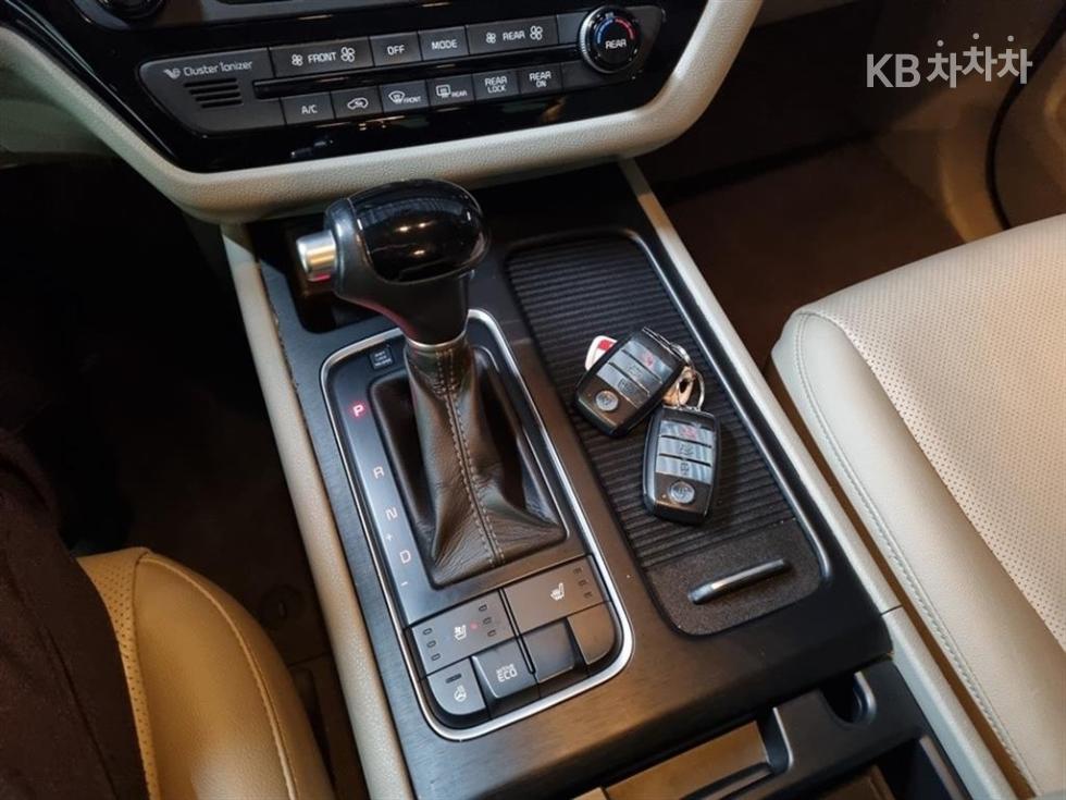 2015 - kia carnival