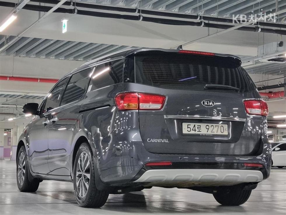2015 - kia carnival