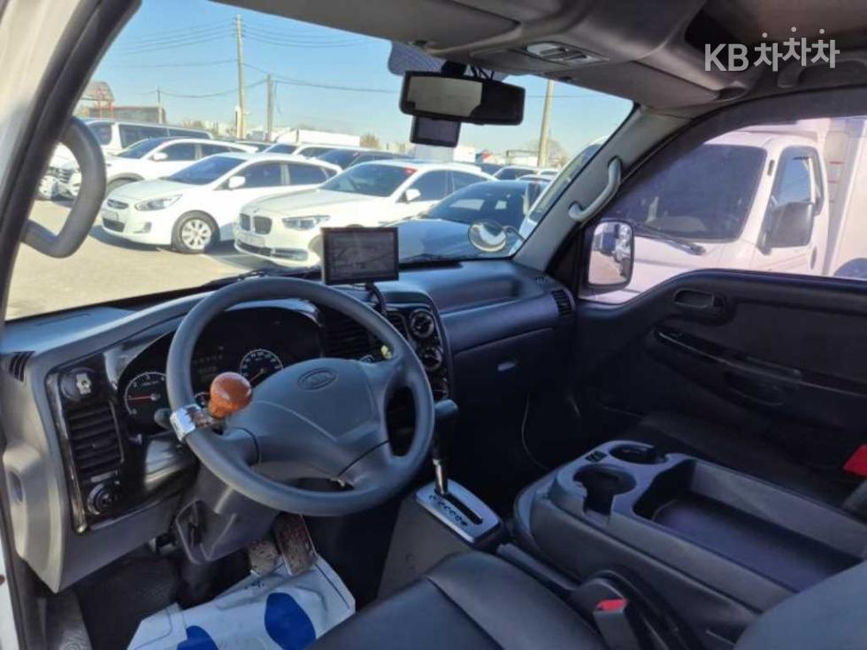 2010 - kia bongo iii