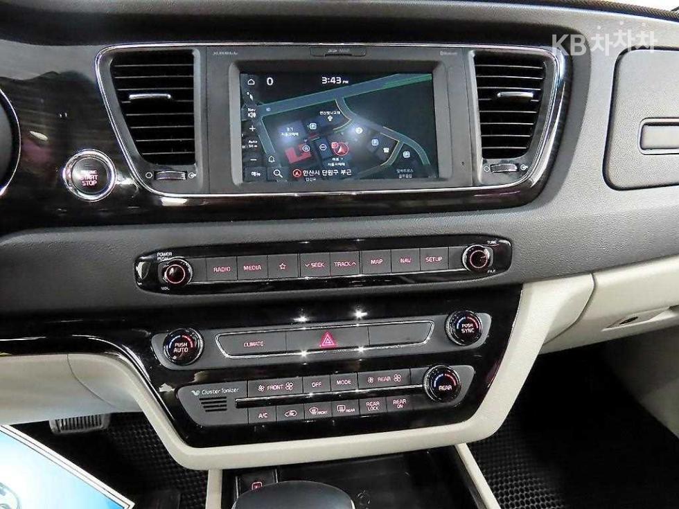 2019 - kia carnival