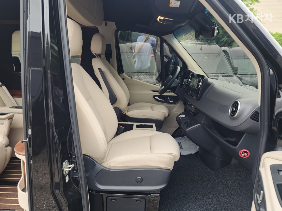 Mercedes-Benz Sprinter — miniaturë 15