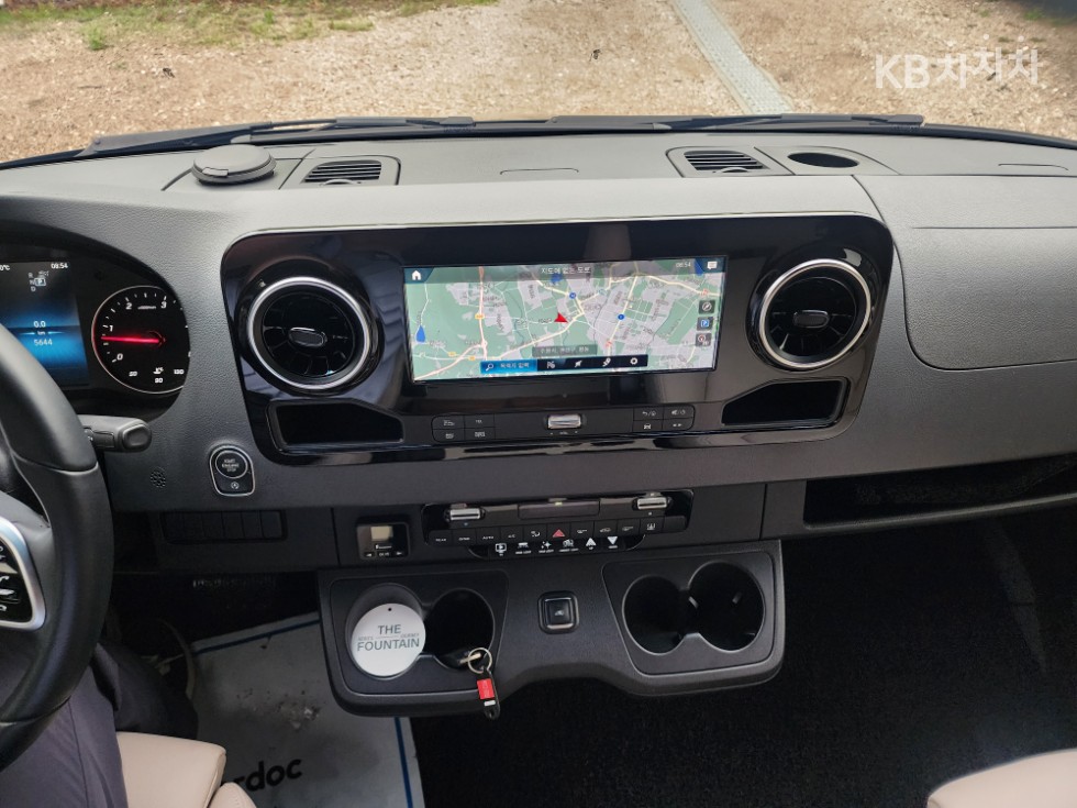 Mercedes-Benz Sprinter — miniaturë 18