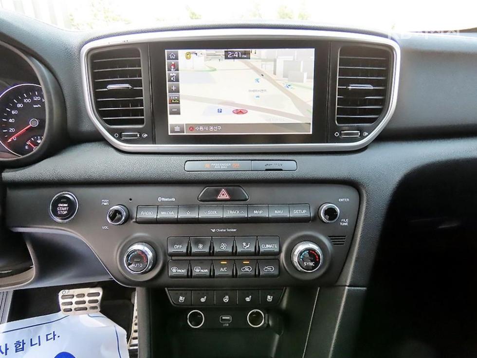 2019 - kia sportage