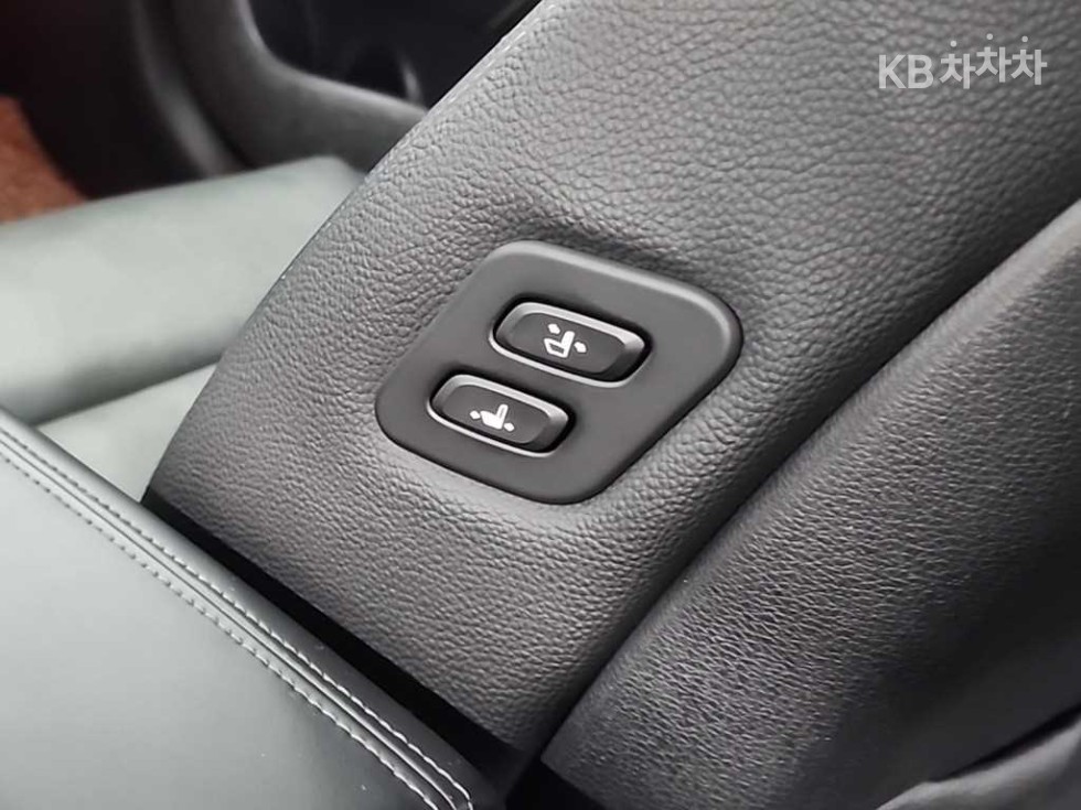 2020 - kia k7
