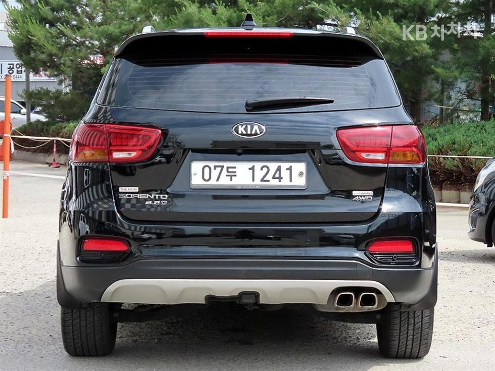 2018 - kia sorento