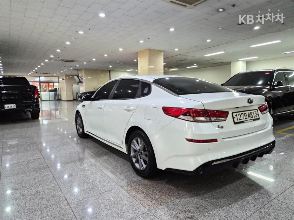 2019 - kia k5