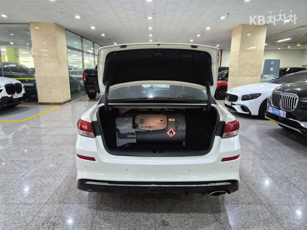 2019 - kia k5