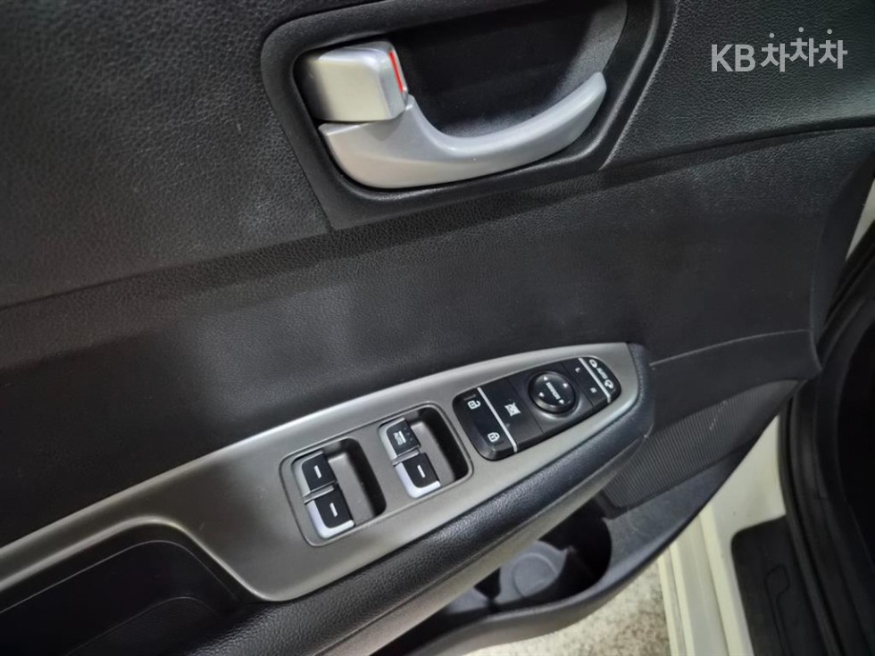 2019 - kia k5