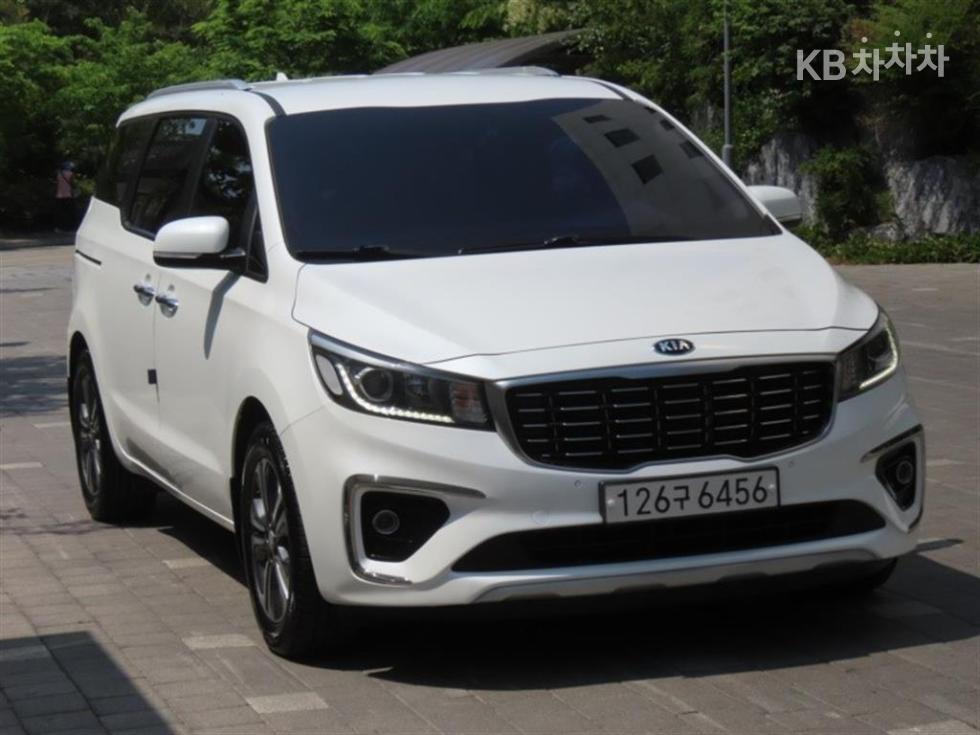 2019 - kia carnival