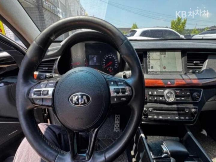 Kia K7 2.4 GDI Prestige 10