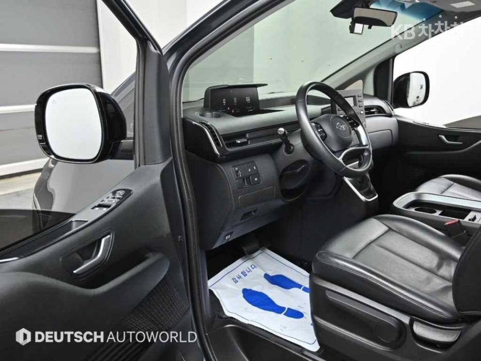 Hyundai Staria — miniaturë 11