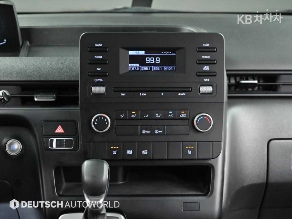 Hyundai Staria — miniaturë 14