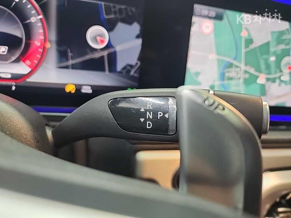 2020 Mercedes-Benz G photo