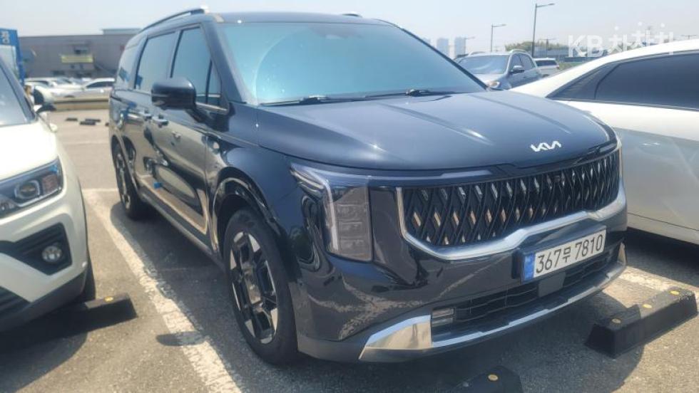 2025 - kia carnival