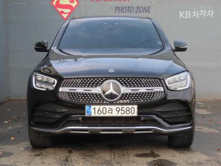 Mercedes-Benz GLC-Class X253 300e 4Matic Coupe Base Type