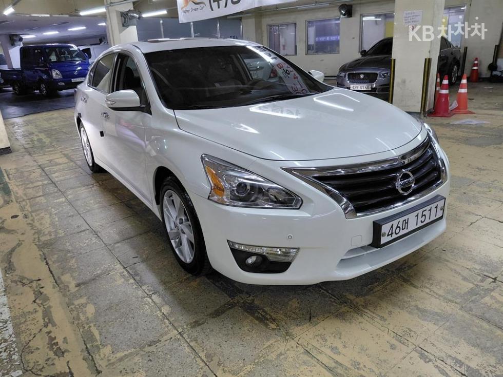 2014 - nissan altima