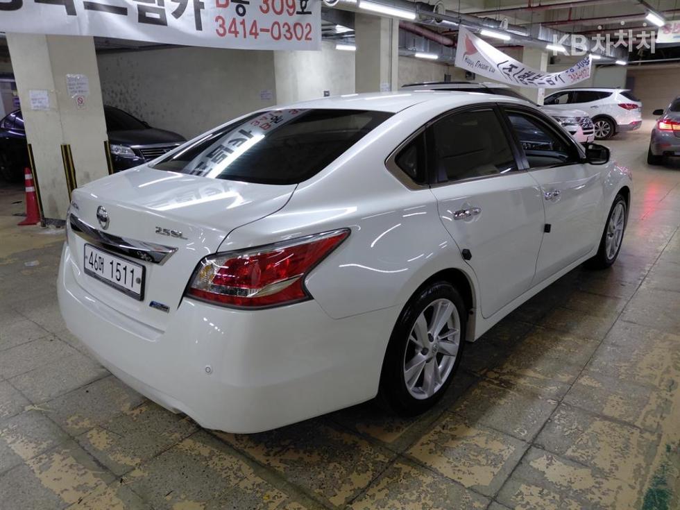 2014 - nissan altima