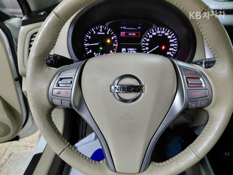 2014 - nissan altima
