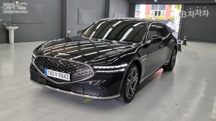 Genesis G90 RS4 3.5T AWD Base Type