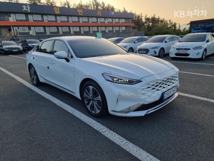 Kia K8 Hybrid 1.6 Turbo Signature 3