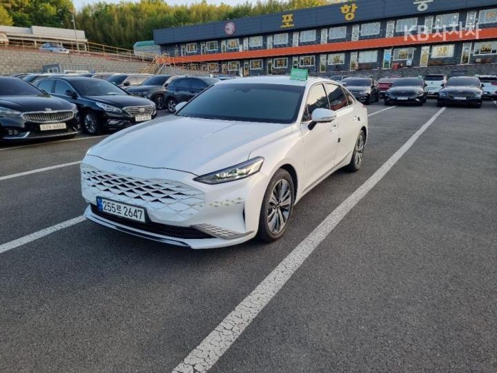 Kia K8 Hybrid 1.6 Turbo Signature 2
