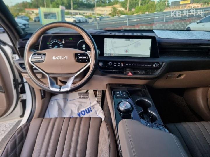 Kia K8 Hybrid 1.6 Turbo Signature 10