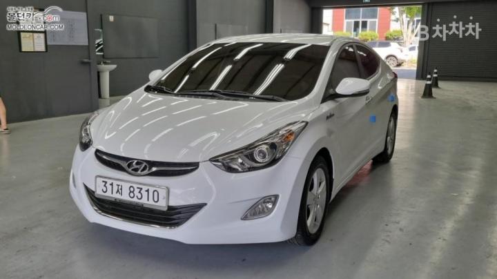 Hyundai Avante MD M16 GDi BlueSaver