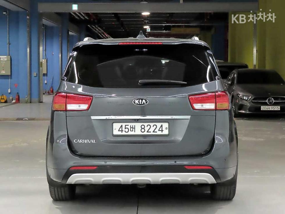 2016 - kia carnival