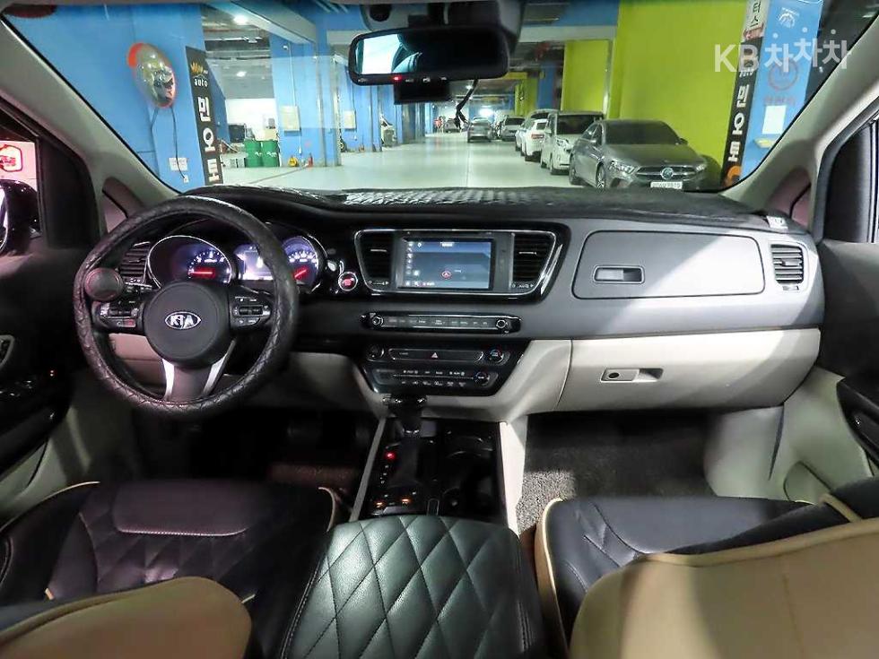 2016 - kia carnival