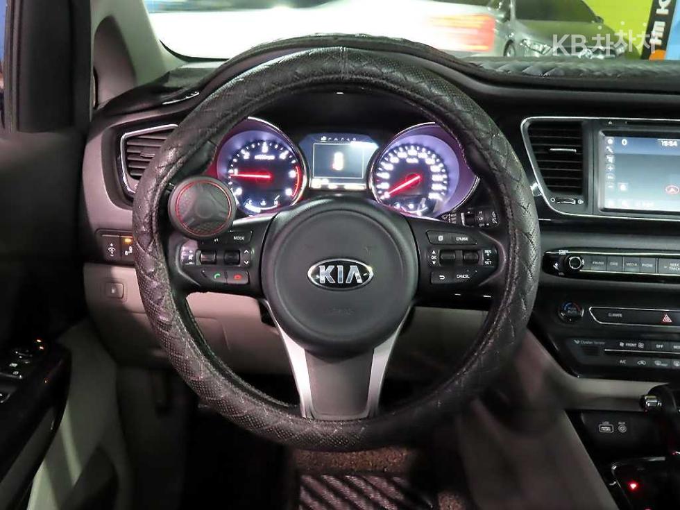 2016 - kia carnival