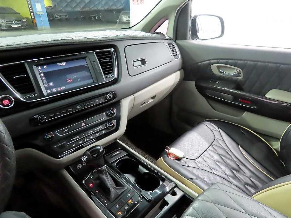 2016 - kia carnival