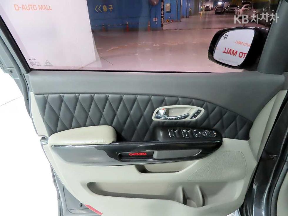 2016 - kia carnival