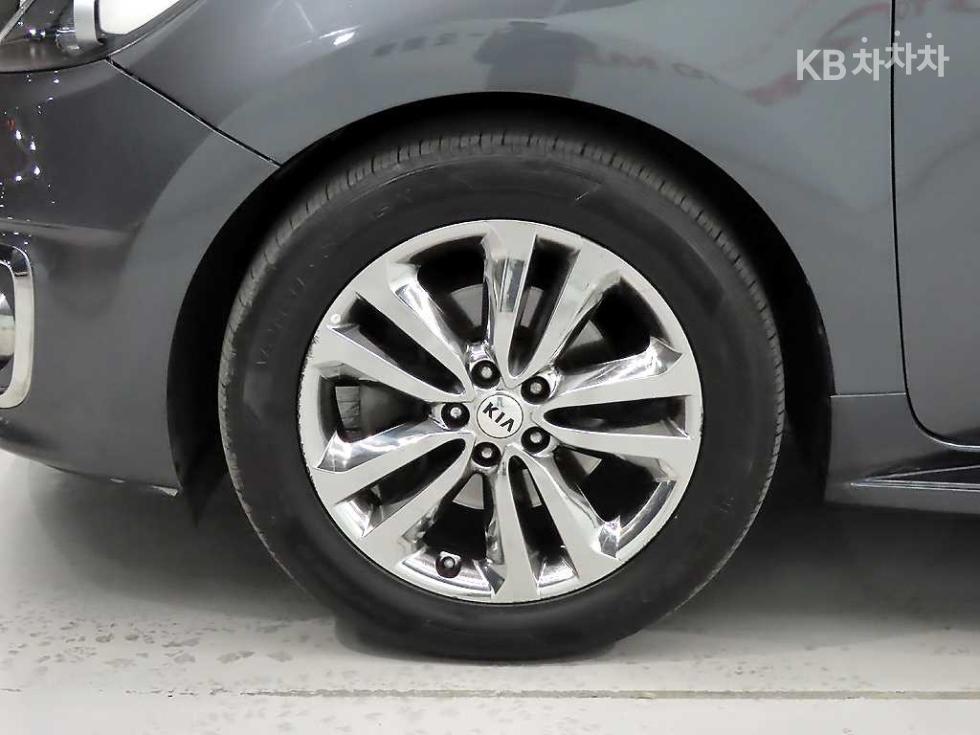 2016 - kia carnival