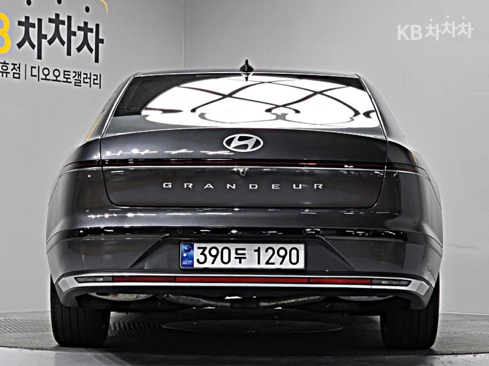2023 Hyundai Used Car photo