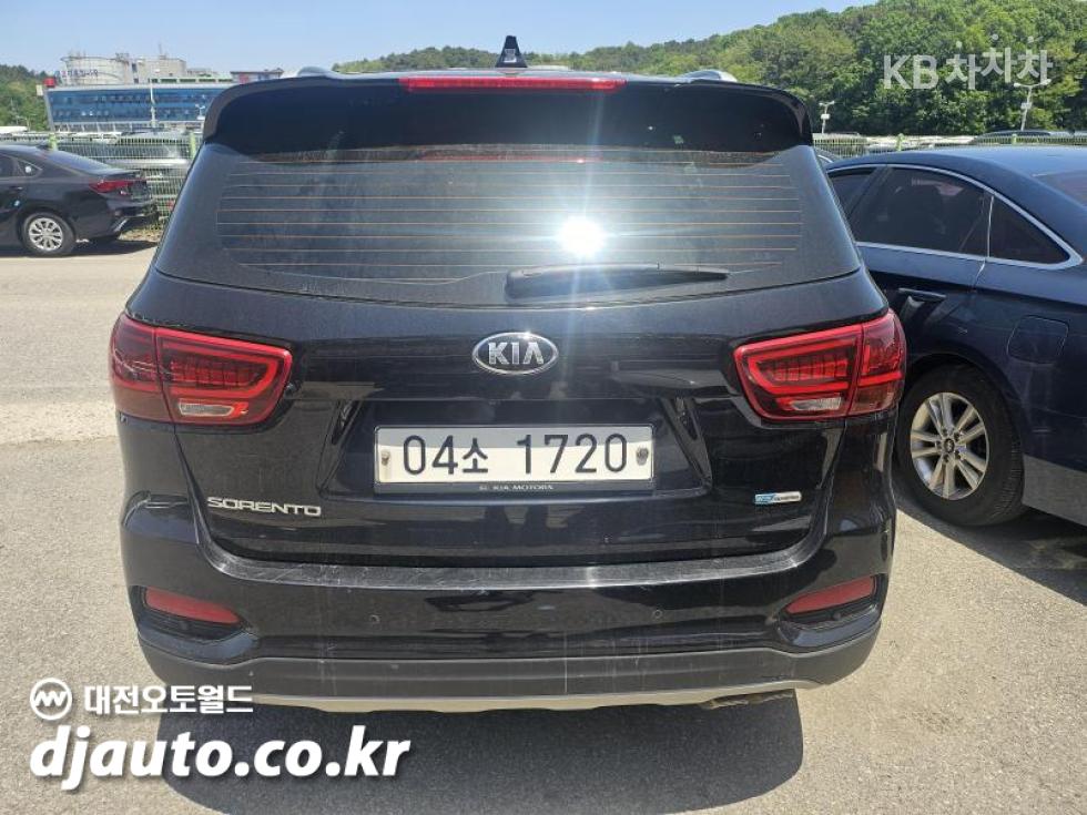 2019 - kia sorento