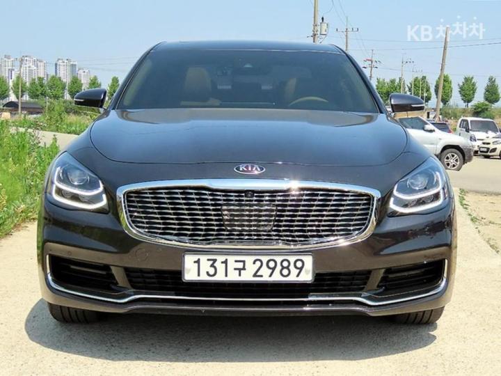 Kia K9 The 3.3 GDI Base Type