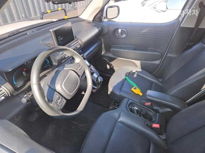 Hyundai Casper 1.0 Gasoline The Essential 9