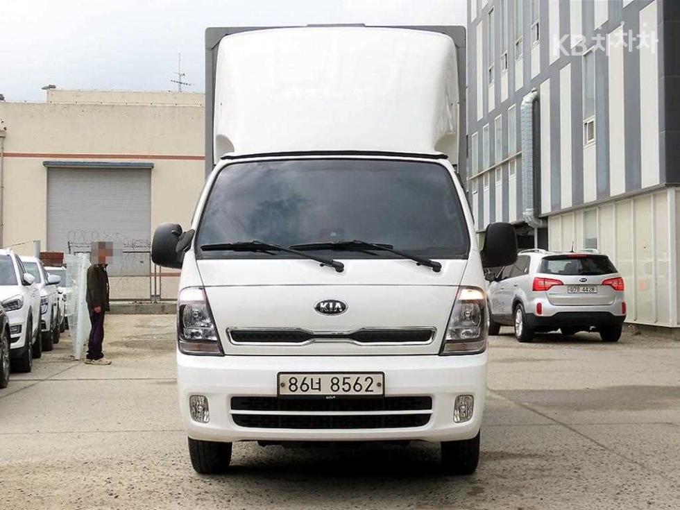2022 Kia Bongo Wing body 1 ton manual king cab extra long axis L
