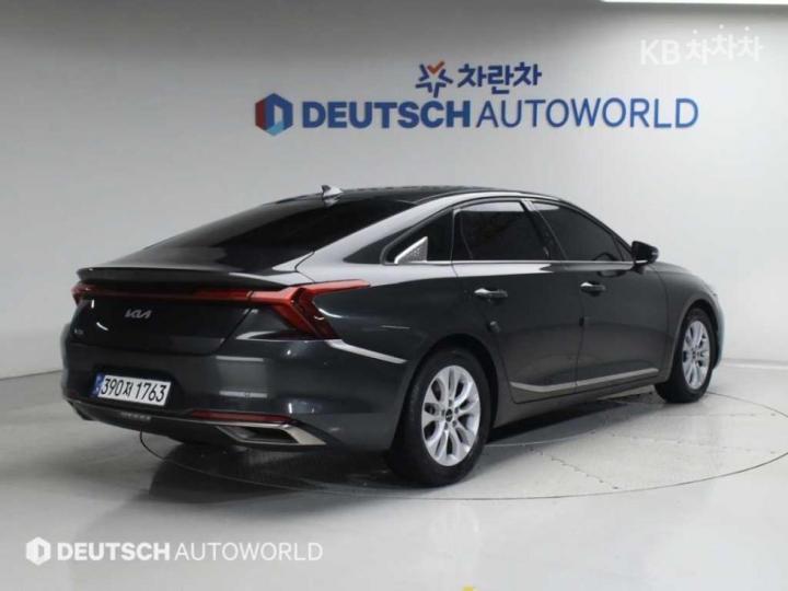 Kia K8 2.5 Gasoline Noblesse 3