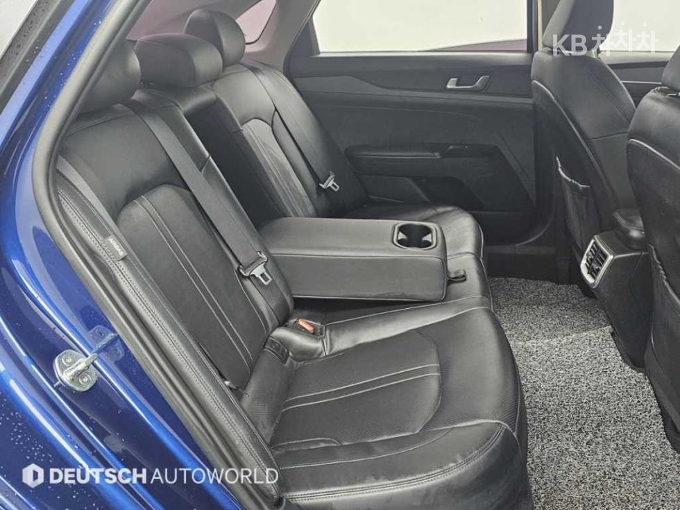 2020 - kia k5