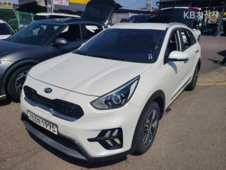 Kia Niro 1.6 HEV Prestige 3