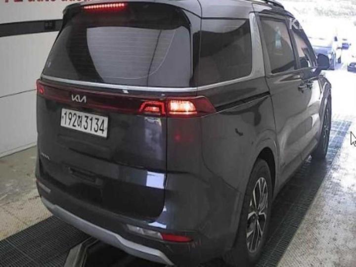 Kia Carnival D2.2 Prestige 3