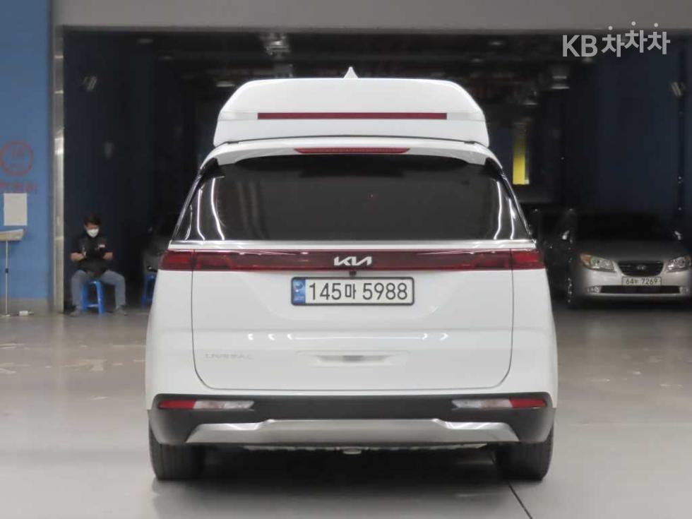 2023 - kia carnival