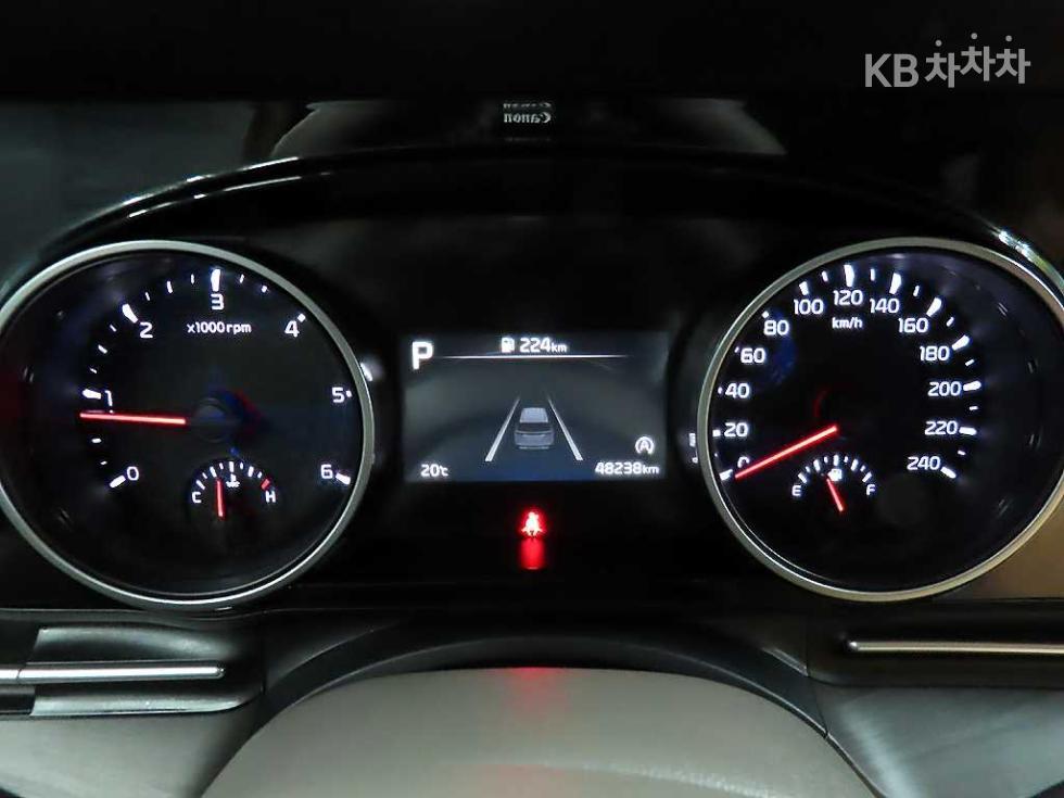 2023 - kia carnival