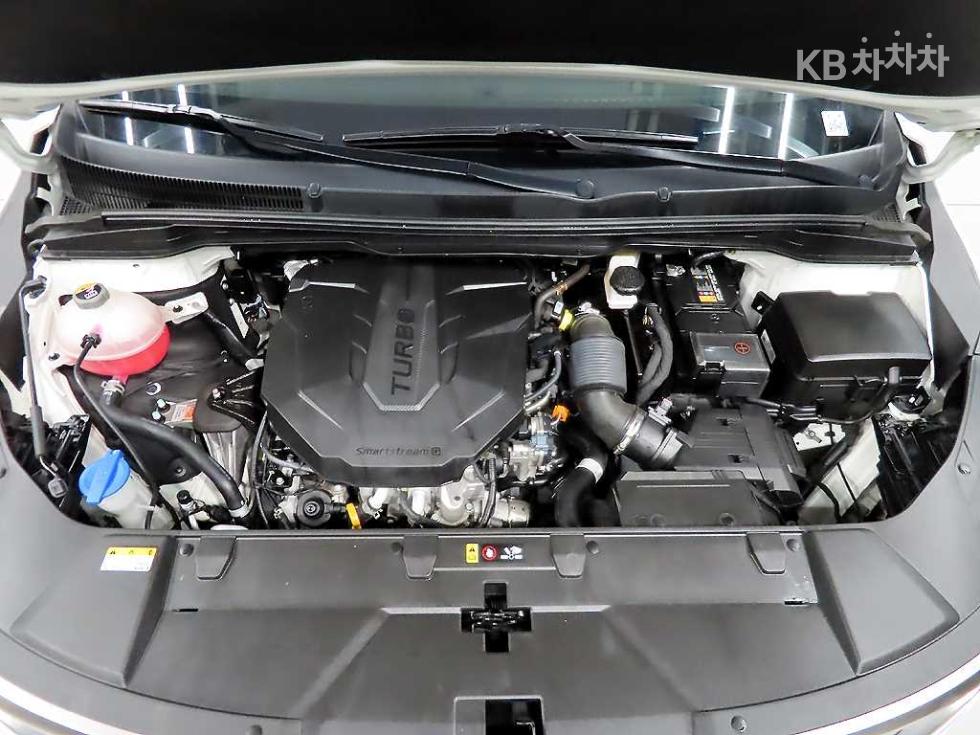 2023 - kia carnival