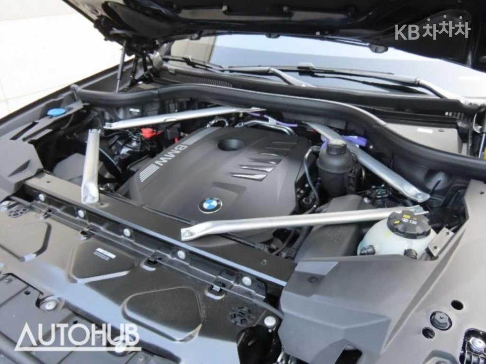BMW X5 — miniaturë 5