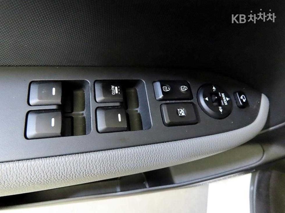 2022 - kia ray